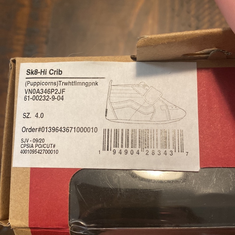 Vans - Picture 4 of 4